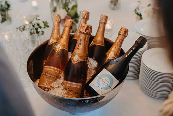 champagne-drikkevarer-vin-ophold